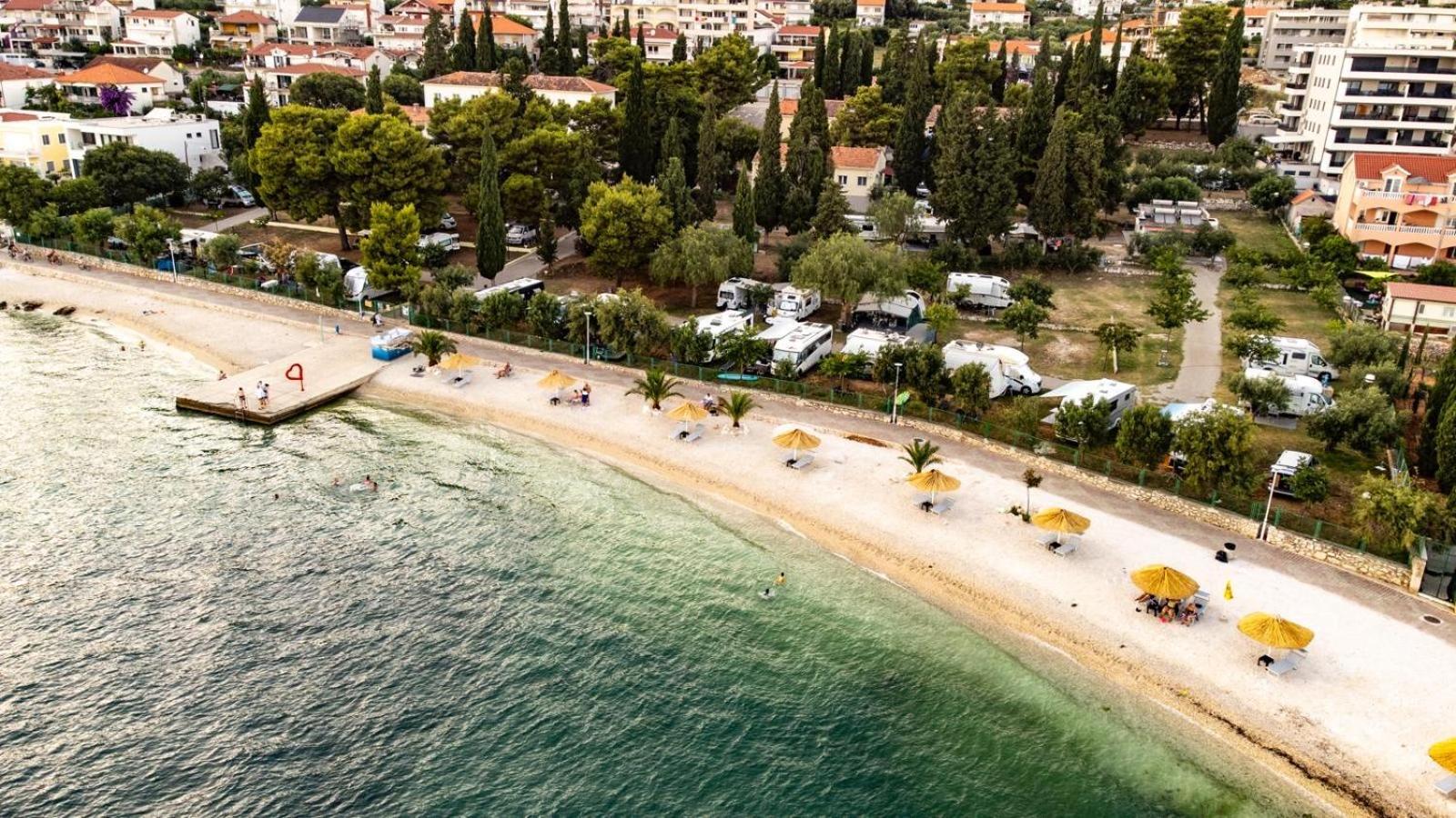 Apartments Teo Trogir Exterior photo