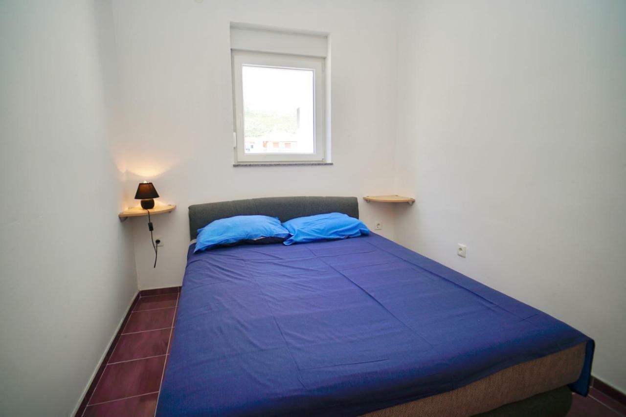 Apartments Teo Trogir Exterior photo